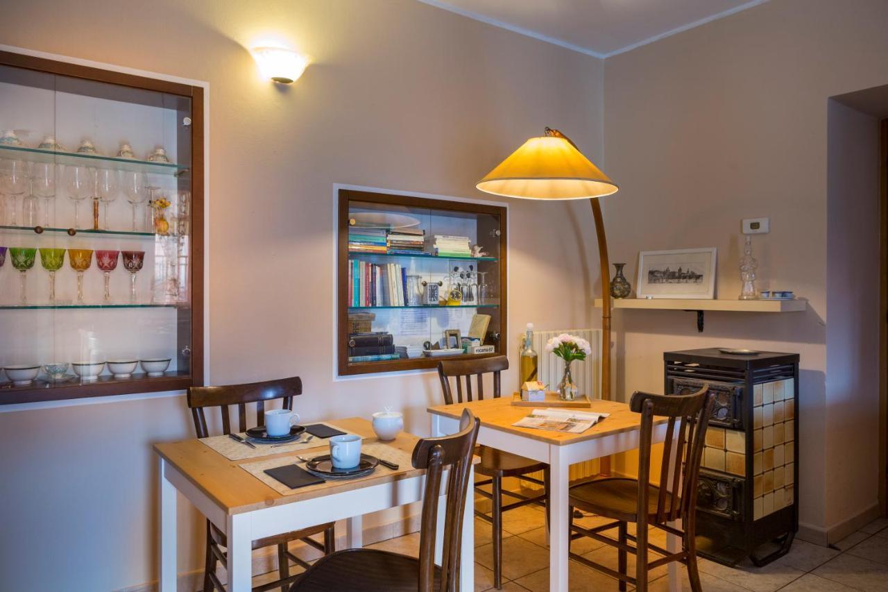Casa Nel Rustico Foresteria Lombarda Hotell Misinto Exteriör bild